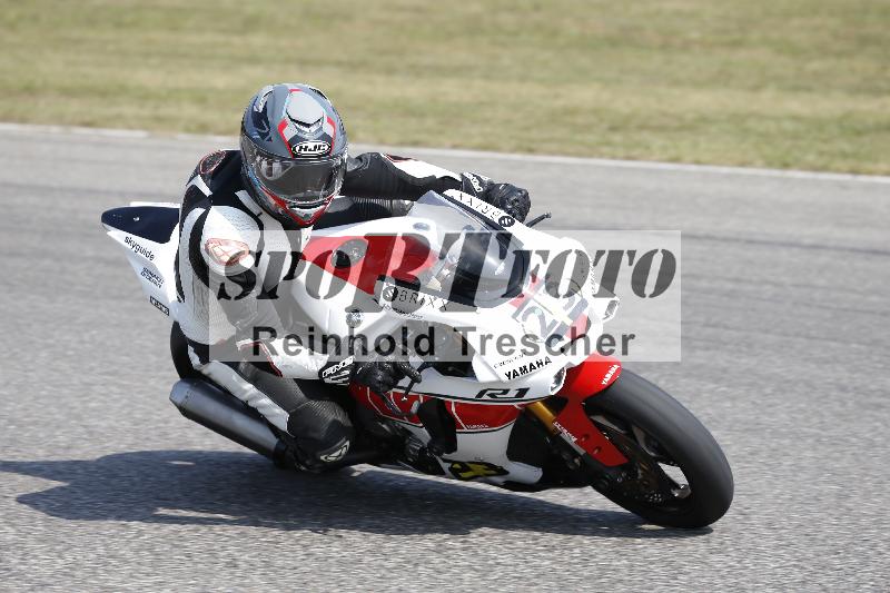 /Archiv-2025/49 26.08.2025 Cornu Master School ADR/blau-bleu/23